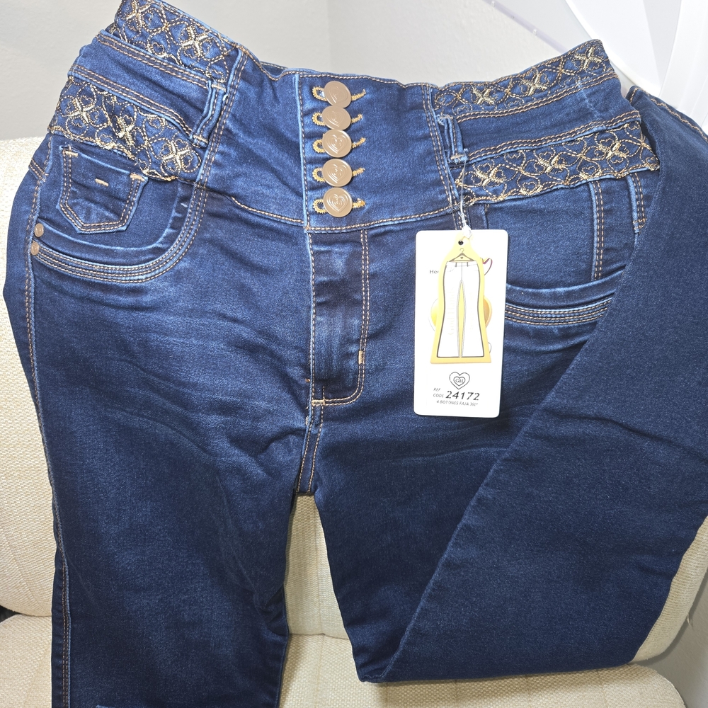 100% Colombian Jean / Push'up Women's Embroidered Blue Jeans